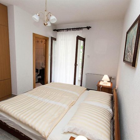 Apartments With A Parking Space Crikvenica - 11307 Pokój zdjęcie